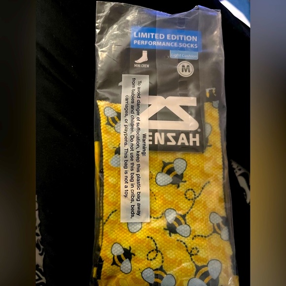 ZENSAH Limited Edition Mini Crew Bumblebees Running Socks - Picture 2 of 5